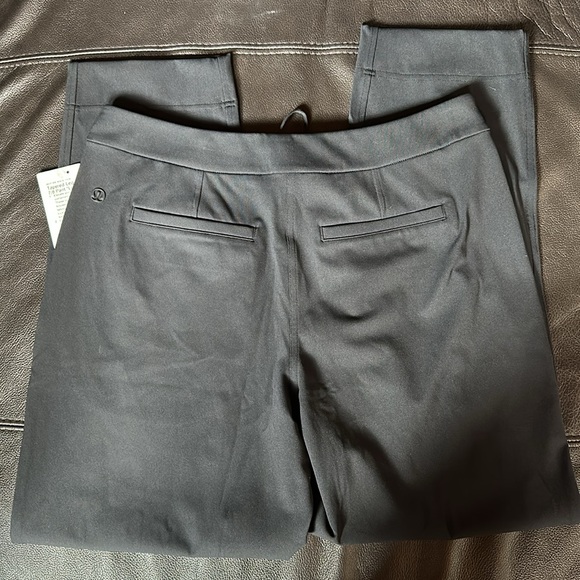 NWT Lululemon Tapered-Leg Mid-Rise 7/8 Pant *Luxstreme - Picture 4 of 5